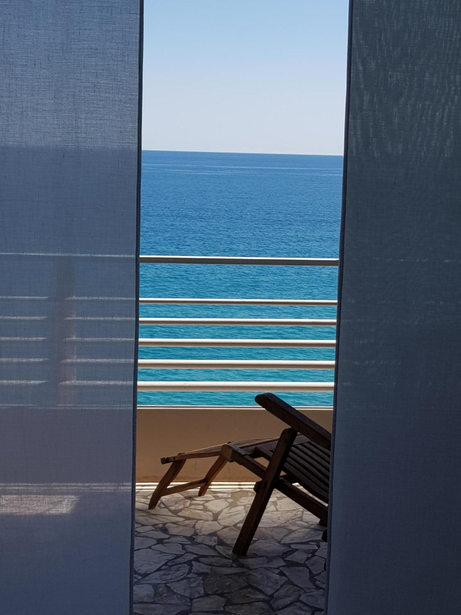 Menton Front Bord De Mer Cote D'Azur Florentina Sea View French Riviera Proche Monaco Montecarlo Superb Studio 外观 照片